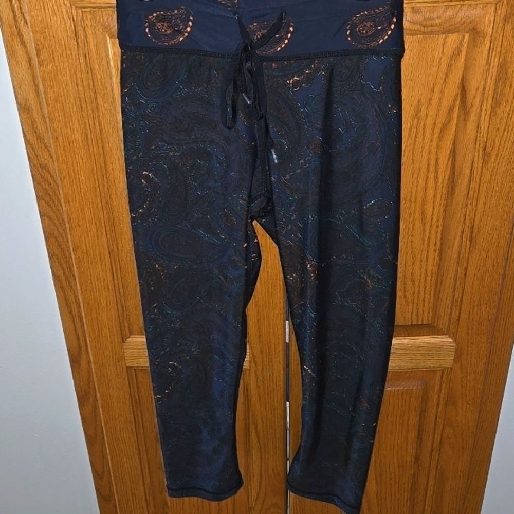 The Upside Orange Deep Dark Blue Capris Stretch Fit Xs Size 4 Womens Crop Leggin